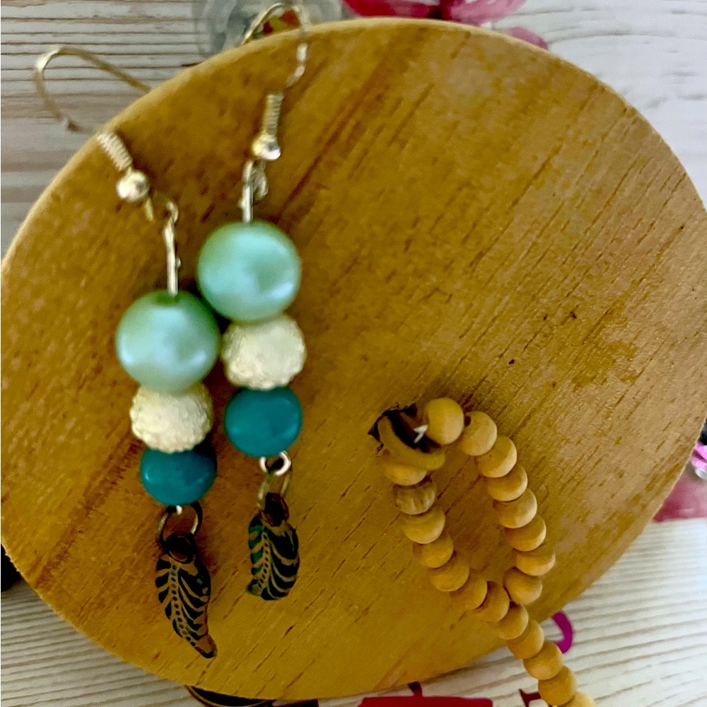 Dangle Earrings triple drop 2in